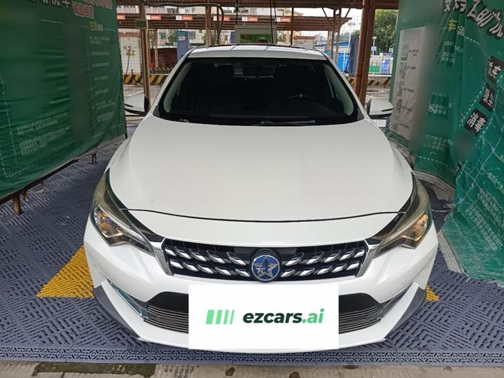 D60 2018 1.6L CVT Connected Elite photo 2