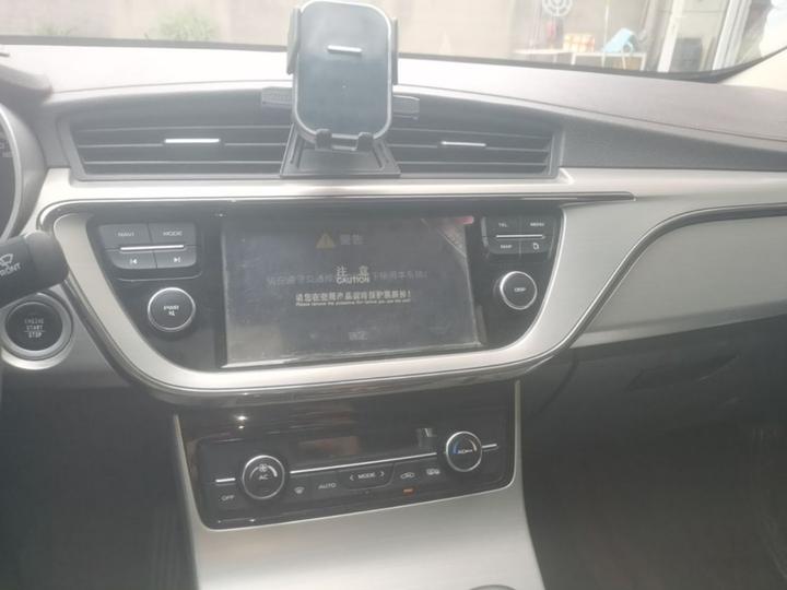 Emgrand GL 2017 1.3T MT Elite photo 8