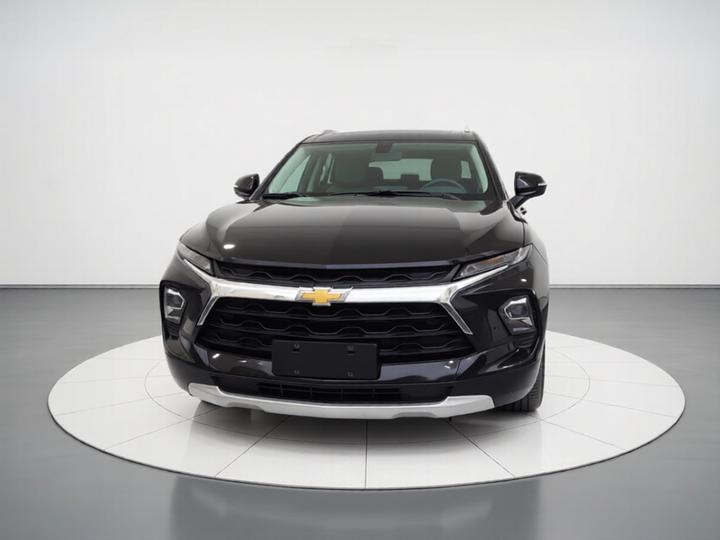 2023 Mild Hybrid 650T photo 2