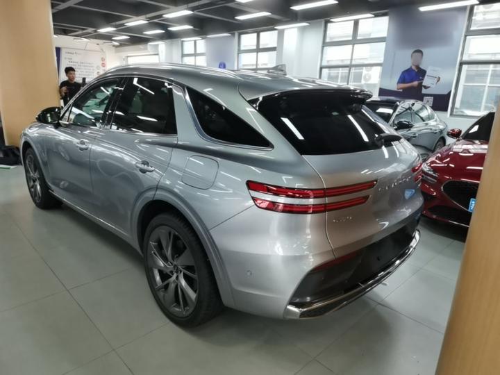 GV70 2025 2.5T AWD Flagship photo 4