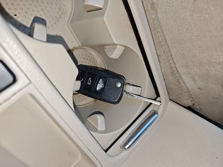 Tiguan 2015 1.8TSI AT RWD Luxury photo 8