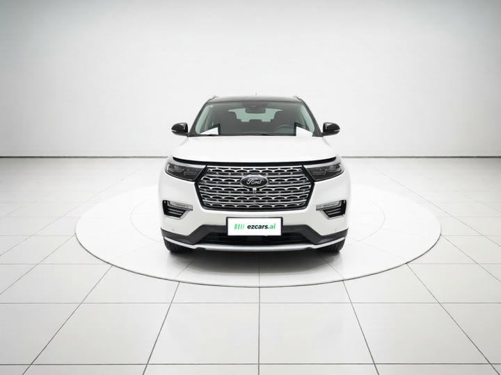Explorer 2020 EcoBoost 285 AWD Titanium 7-Seater photo 2