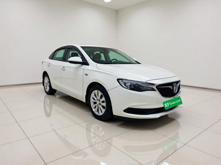 Excelle 2021 Facelift Classic 1.5L AT Elite photo 3