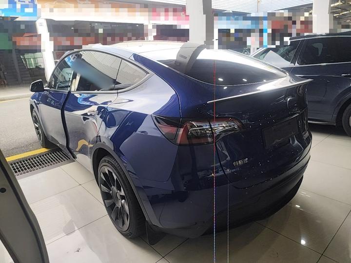 Model Y 2022 RWD photo 4
