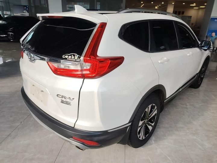 CR-V 2017 240TURBO CVT RWD photo 4