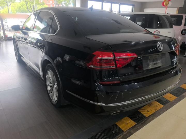 Passat 2017 330TSI DSG photo 4