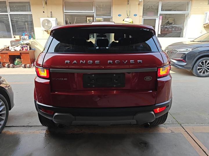 Range Rover Evoque 2016 2.0T SE photo 5