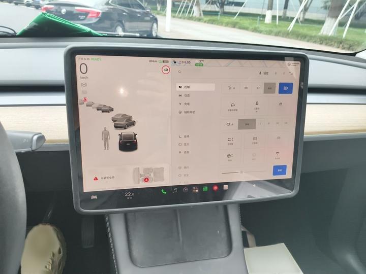 Model Y 2022 RWD photo 5