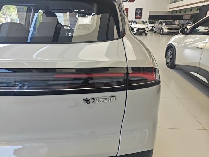 2026 500km EV Standard photo 7