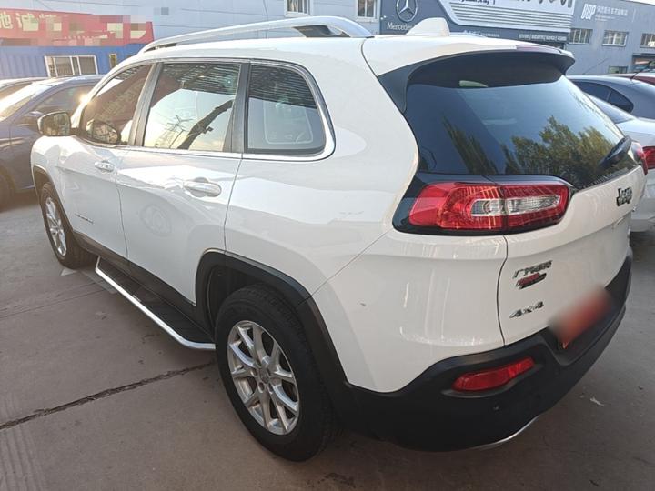 Cherokee 2016 2.4L Smart photo 4