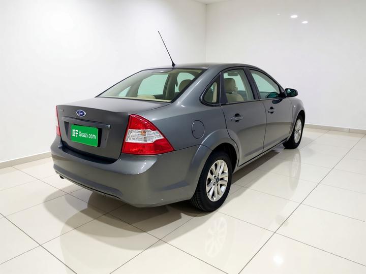 Focus 2013 Sedan Classic 1.8L AT photo 6