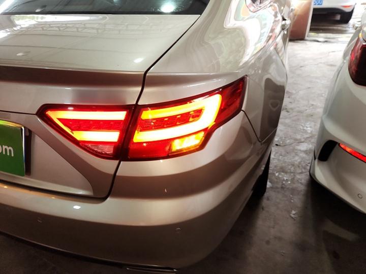 Emgrand GL 2017 1.3T MT Elite photo 7