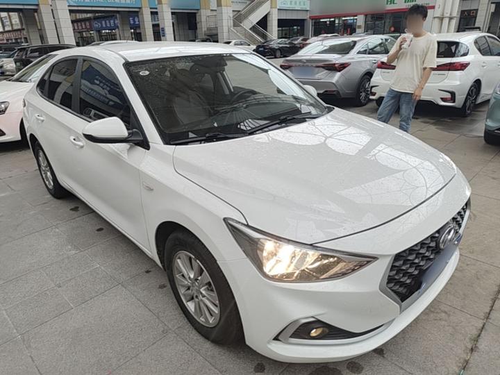 Dynamic 2018 1.6L AT GL China VI photo 3
