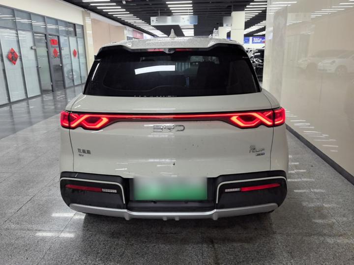 Yuan UP 2025 ADAS 401KM photo 5