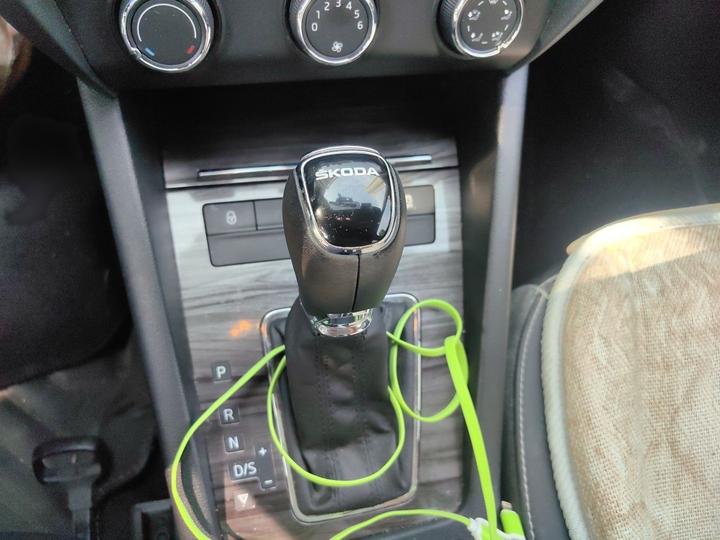 Octavia 2017 1.6L AT photo 6