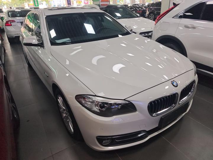 5 Series 2017 525Li Luxury Design Package photo 3