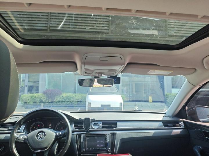 Passat 2017 330TSI DSG photo 8