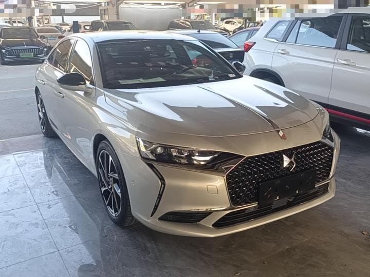 9 EV 2021 1.6T E-TENSE PHEV photo 3