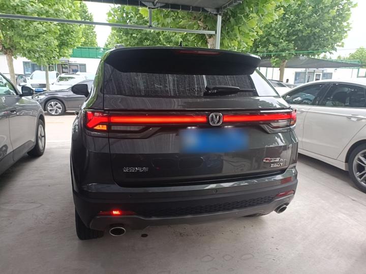 CS35PLUS 2021 Facelift NE 1.4T DCT Luxury photo 3