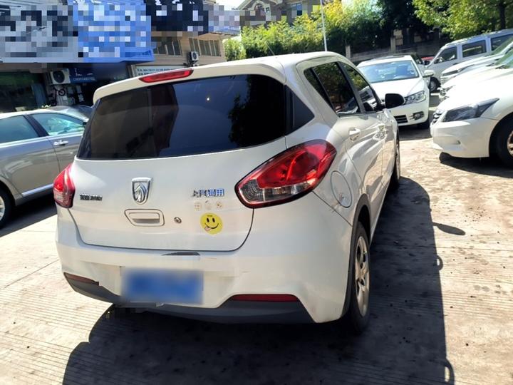 310 2016 1.2L MT Comfort photo 6