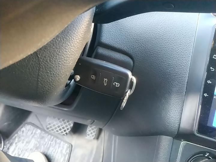 Polo 2014 1.6L AT Comfort photo 8