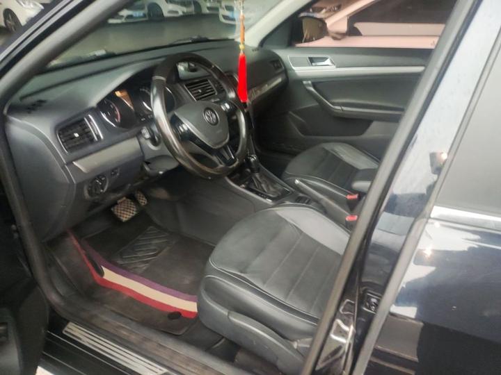 Lavida 2017 1.6L AT Comfort photo 6