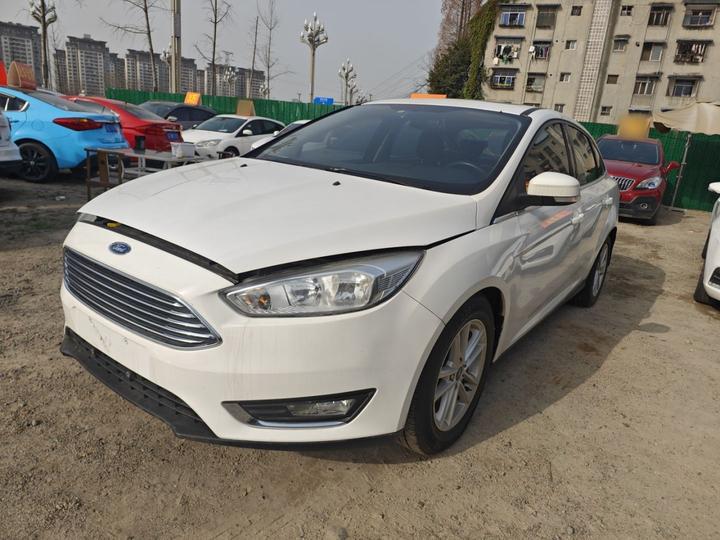 Focus 2015 Sedan EcoBoost 180 AT Elite