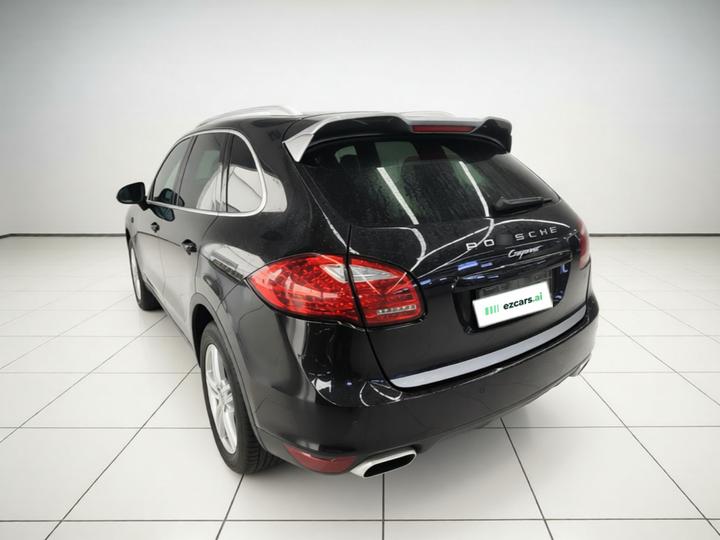 2014 Cayenne Platinum Edition 3.0T photo 4