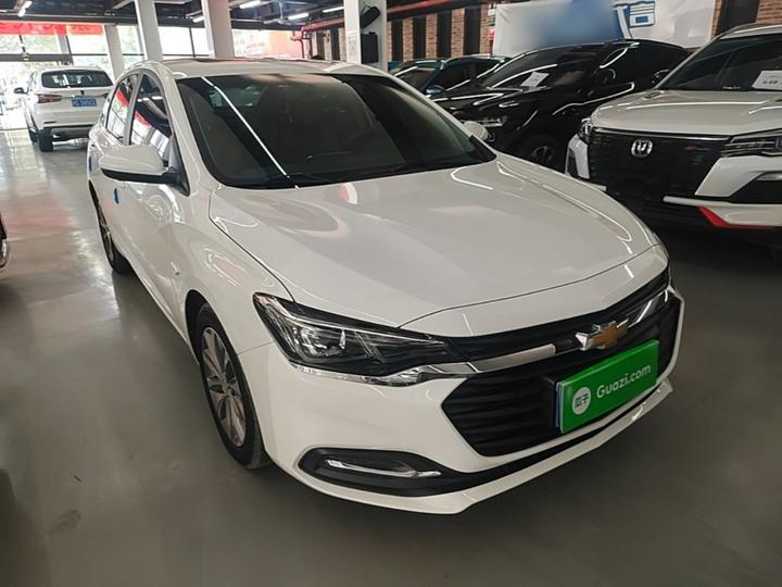 Cruze 2020 320 AT photo 3