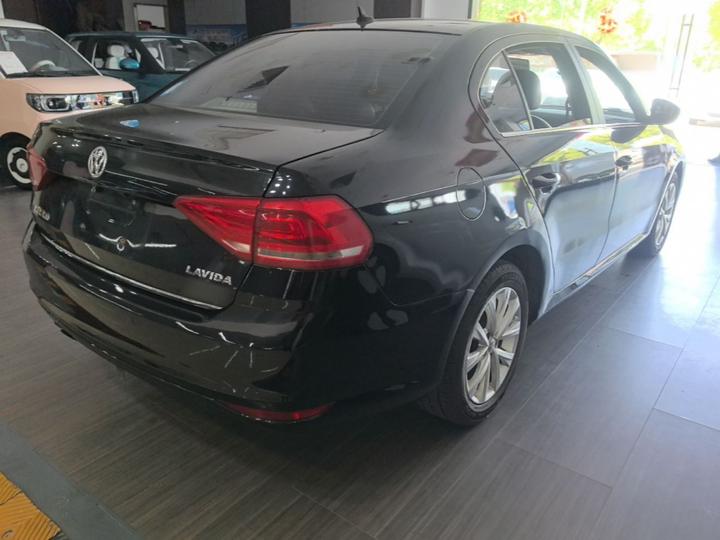 Lavida 2017 230TSI DSG Comfort photo 4