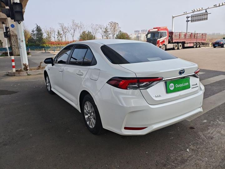 Corolla 2021 Hybrid 1.8L E-CVT photo 4
