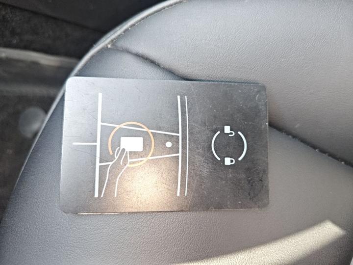 Model 3 2022 RWD photo 8