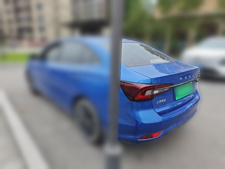 i5 2019 20T AT 4G Flagship photo 4