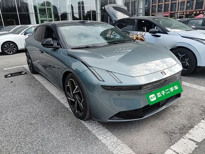 Z10 2024 95kWh 702km AWD ADAS Ultra photo 3