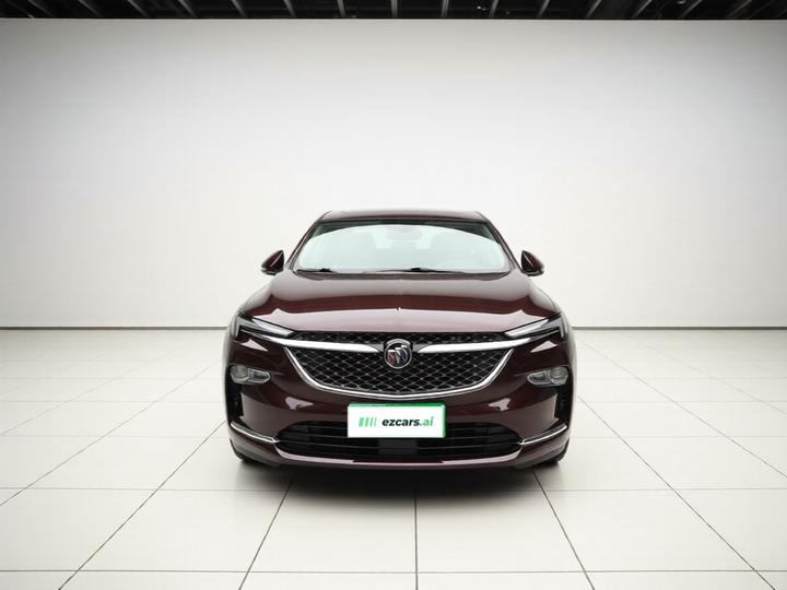 2020 28T AWD Avenir photo 2