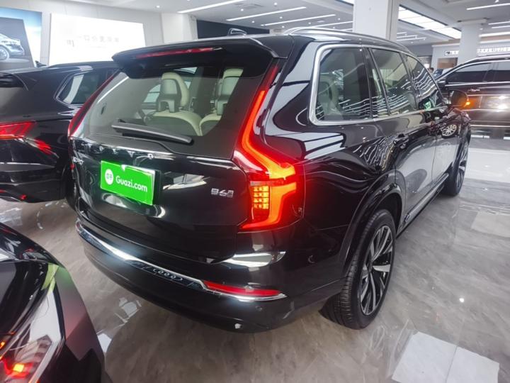 XC90 2025 Facelift B6 Luxury 6-Seater photo 4