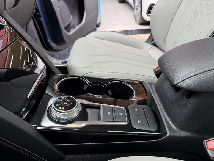 Escape 2024 EcoBoost 245 RWD photo 5