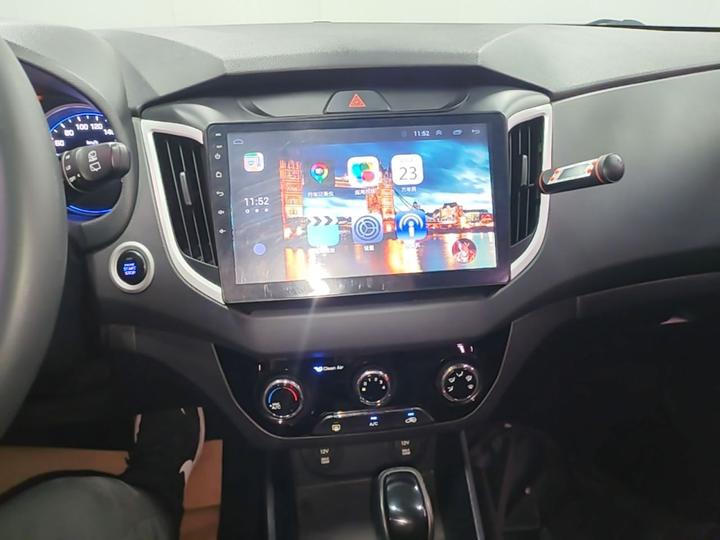 ix25 2017 1.6L AT Smart photo 8