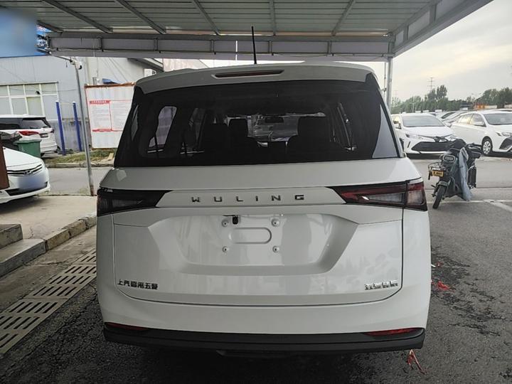Wuling 2022 1.5L MT Elite photo 5