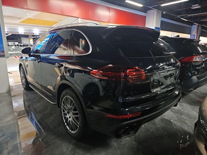 2016 Cayenne 3.0T photo 4