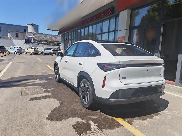Livan 7 2024 450km Honor photo 3