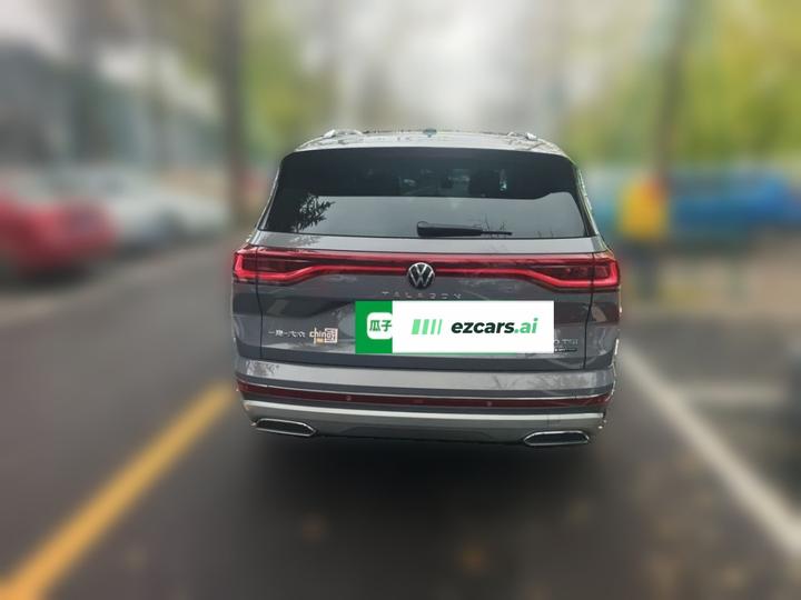 2022 380TSI AWD Flagship 7-Seater photo 5