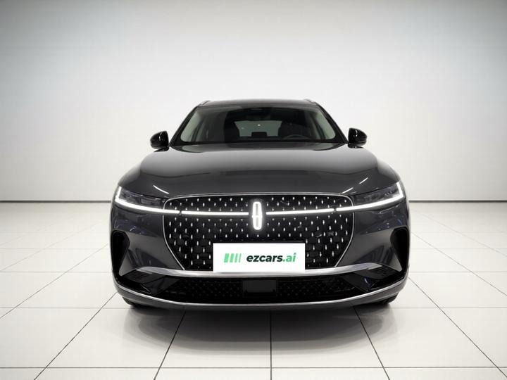 Nautilus 2023 2.0T AWD photo 2