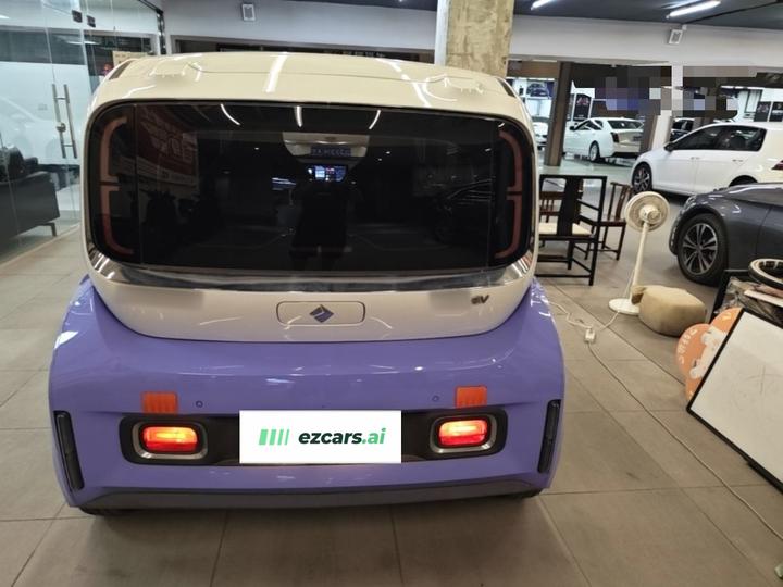 KiWi EV 2023 NCM photo 3