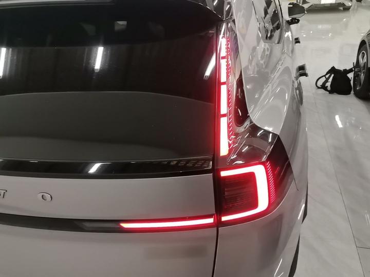 XC70 Hybrid 2026 AWD Extended Range Plus photo 7