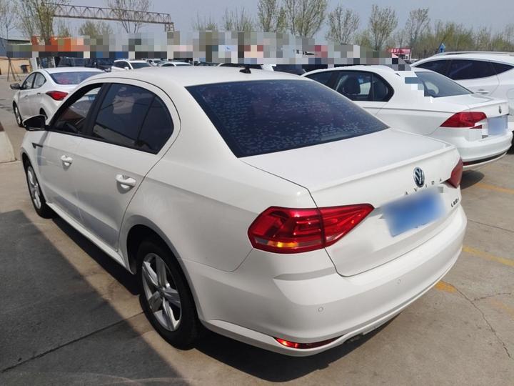 Lavida 2017 1.6L AT photo 4