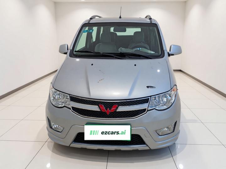 Wuling Hongguang 2016 1.5L S Comfort photo 2