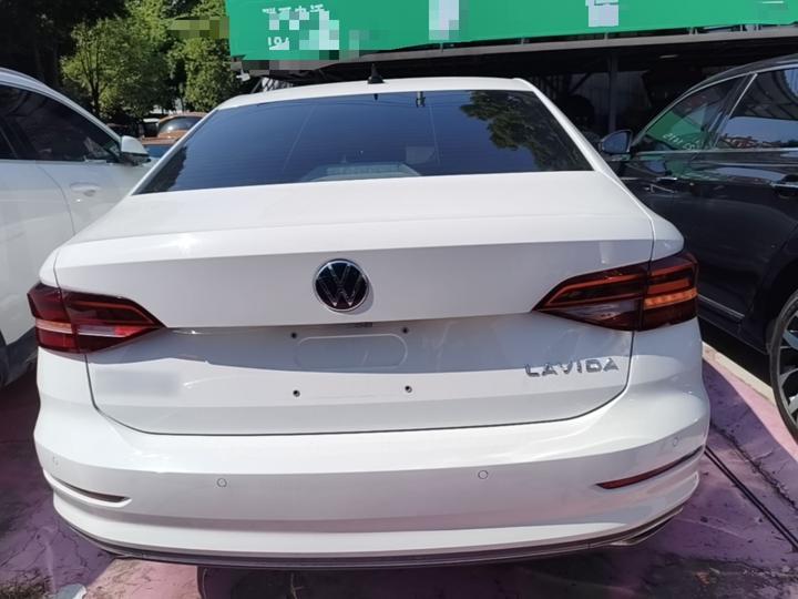 Lavida 2021 1.5L AT Comfort photo 3