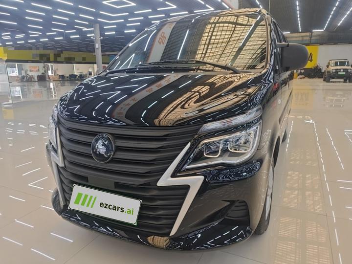 Lingzhi 2025 M5 1.6L Short Wheelbase 7-Seater