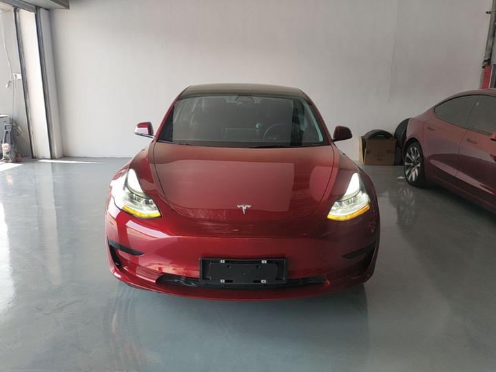 Model 3 2022 RWD photo 2